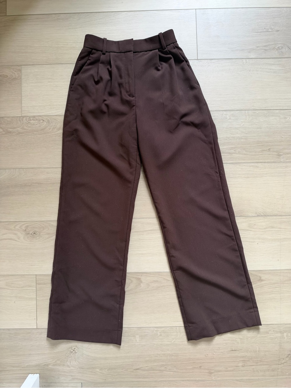 Abercrombie & Fitch The A&F Sloane Tailored Wide Leg Pant in Dark Brown Size 25